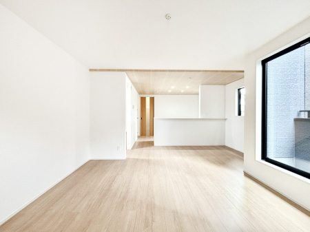 rO@Ƒ̓₩Șbŕ܂閾邢rO 