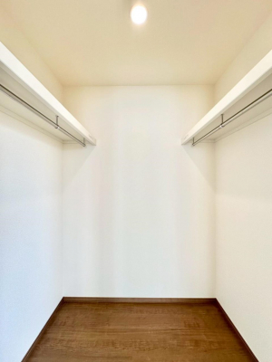 ̑@EH[NCN[[bg̊pŐԃXbL  