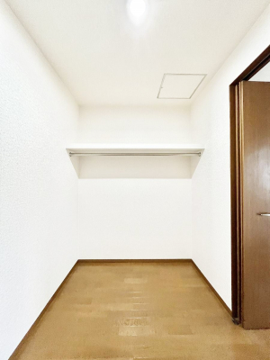 ̑@Gߕ̈ߗނXbL[łEH[NCN[[bgB