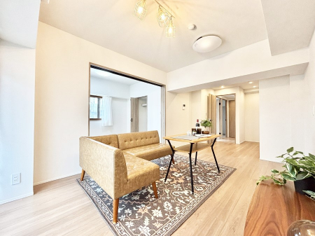 rO@Ƒ̓₩Șbŕ܂閾邢rO  