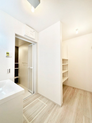 ̑@Ƃ̐ʃXy[XŒ̐gxxNN