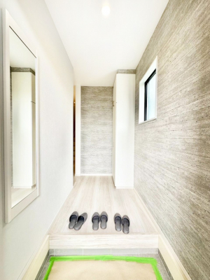 ց@邢ւ͂qlo}̂ɂ҂ł