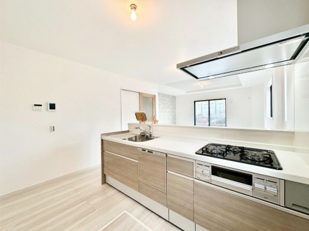 Lb`@JE^[zɊyׂB̂ƔȂ肻ł