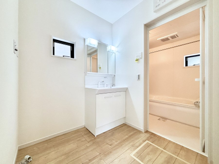 ̑@LXƂƂ̂郉h[Xy[XB  