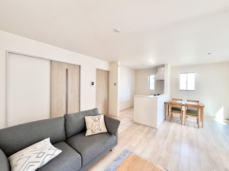 rO@Ƒc̎ԂȂ났̃rO_CjOB   