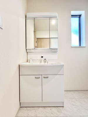 ʑEʏ@傫₷OʋŐʑ́AgȂ݃`FbN┧̂ɂ߂łB 