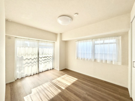 ̑ρ@oRj[ɖʂĂ̂Ŗ邭KȃvCx[g[