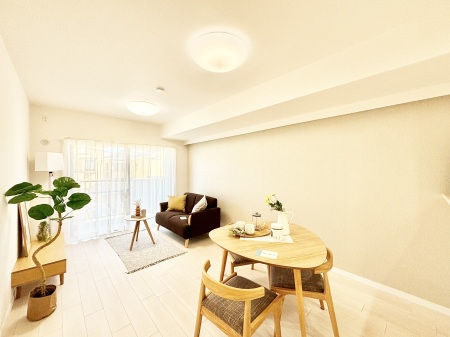 rO@傫ȑ炽Ղ̗zƕ郊rO