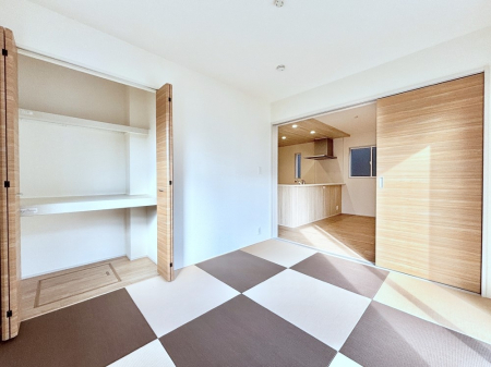 ̑ρ@rOƗׂ荇ĂaBقƈꑧła̋ԂYꂸɁB 