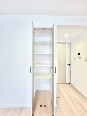 ̑ρ@rO[BɎ[ƕW܂LDKXbLЕtłˁB  