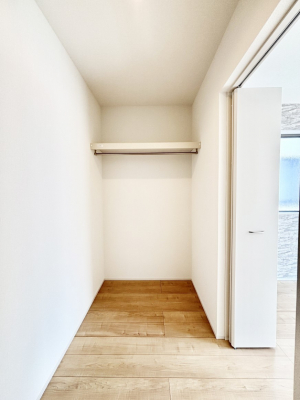 ̑@EH[NCN[[bg̊pŐԃXbL  