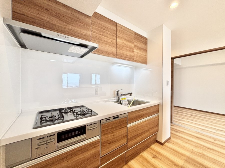 Lb`@ĝ悢Lb`ÂŉƑ̏Ί炪L܂