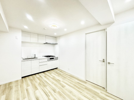 rO@Ƒ̓₩Șbŕ܂閾邢rO