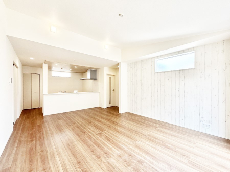 rO@Ƒ̓₩Șbŕ܂閾邢rO