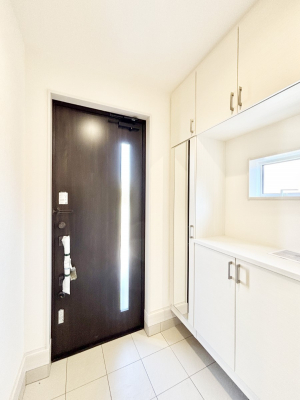 ց@KXXbg̓փhAɌ͂Ă܂