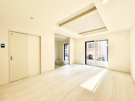 ̑ρ@אڂ̘aJ΂ɍLXԂ