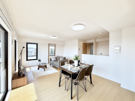 rO@Ƒ̓₩Șbŕ܂閾邢rO