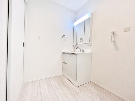 ̑@邢ʏ͖̐gxxyłႢłB    