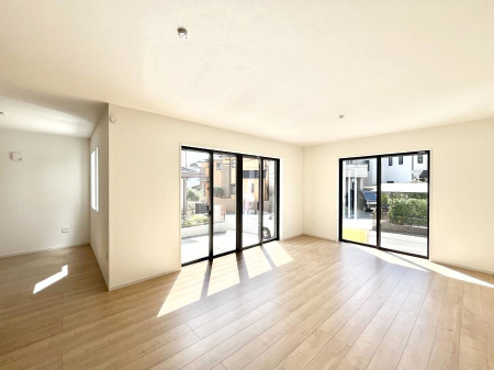 rO@傫ȑ炽Ղ̗zƕ郊rO