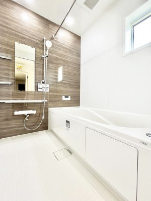 @1̔tbVłAKȃoX^CoĂ܂