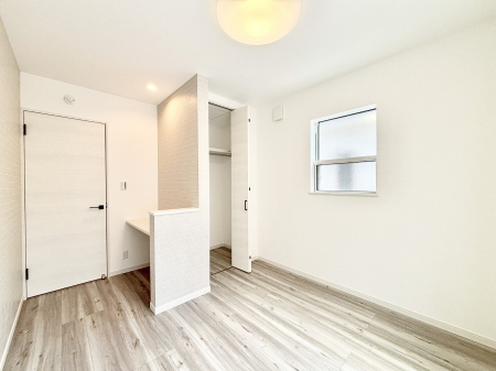 �Q���@�g���₷���`�Ńx�b�g��Ƌ�̒u�����ɂ����邱�Ƃ�����܂���B   