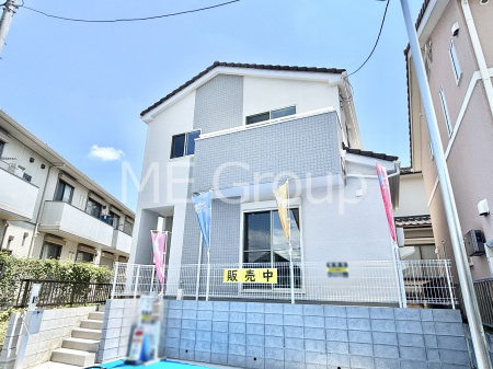 ���n�O�ώʐ^�@�������ꂽ�O�ρA�㎿�ȏZ��Ԃ��L���鎺���͉i�����S���ĉ߂�����Z���ł��B 