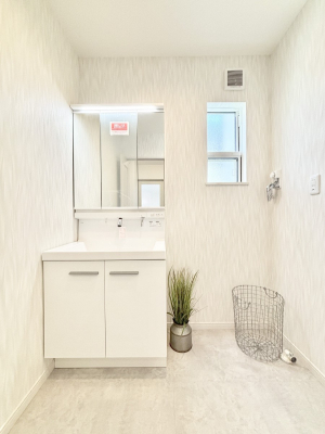 ���̑��@�������̂�����K��Ԃł��B�����̐g�x�x���C�����ǂ����g�������܂��B 