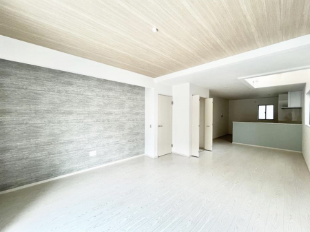 rO@Ƒ̓₩Șbŕ܂閾邢rO