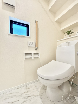 gC@gC1K2KꂼɔzuĂĂƂĂ֗łB 