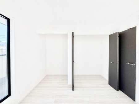 ���[�@�����Ղ�̎��[�X�y�[�X�ŉ��K�ɕ�点���� 