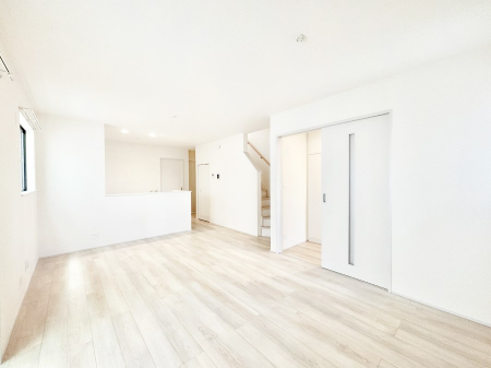 rO@ǂɂĂƑ̂ȂR~jP[VrOB 