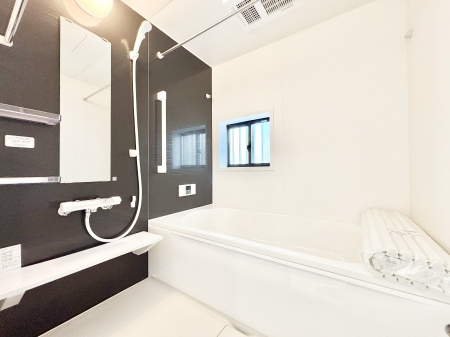 �����@����̔�������Ă���閾�邢�������̂���o�X���[��