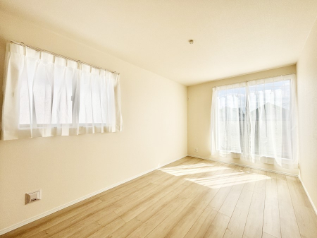 ���̑����ρ@�o���R�j�[���J�������v���X���Ă����m��