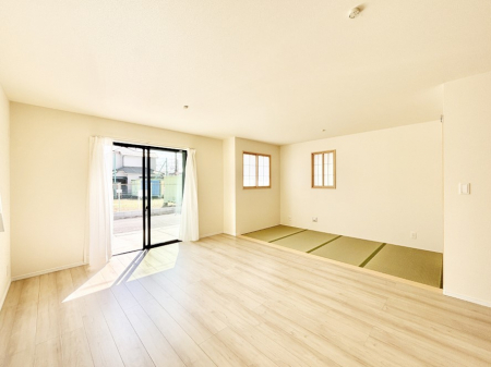 ���̑����ρ@�Ƒ������R�ƏW�܂�e���̃X�y�[�X�ɂȂ肻��