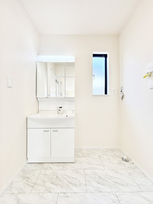 ���ʑ�E���ʏ��@���[�͂Ƌ@�\���ɗD�ꂽ���ʉ��ϑ�