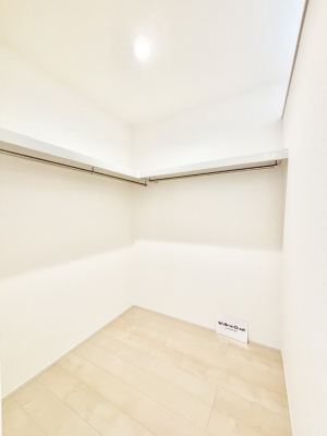 ̑@EH[NCN[[bg̊pŐԃXbL