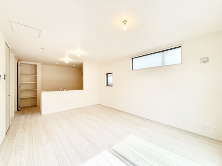 rO@i`eCXg̗D_炩Fg̃t[OfGȃrOłˁB