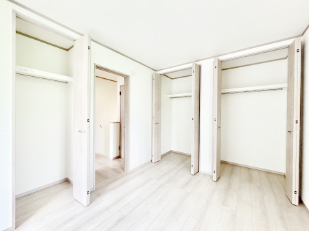 [@m̃N[[bgBŝŌ̈ߗނ܂܂B  