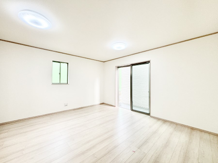 rO@̂rOłƂeB[^CI Cɓ̃O[΍XɐSn悳AbvI