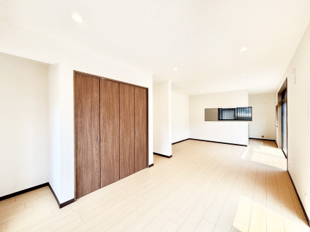 rO@Ƒ̓₩Șbŕ܂閾邢rO  