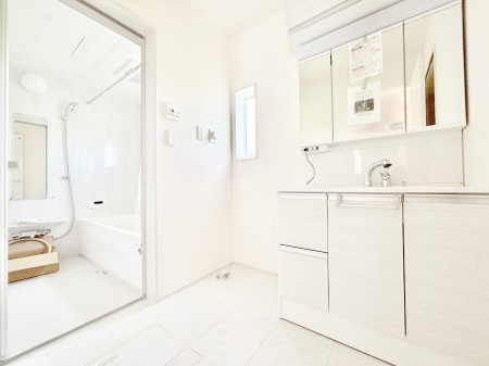 ̑@LXƂƂ̂郉h[Xy[XB  