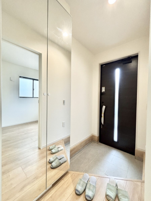 ց@~[tV[Y{bNX͂oO̐gȂ݃`FbNɕ֗