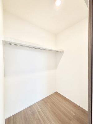 ̑@EH[NCN[[bgtŐԂLpł܂B