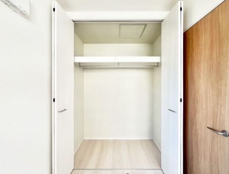 ���[�@�S�����N���[�[�b�g�t��