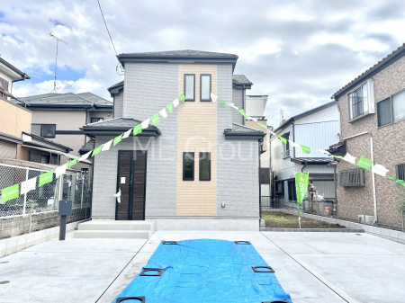 ���n�O�ώʐ^�@�������ꂽ�O�ρA�㎿�ȏZ��Ԃ��L���鎺���͉i�����S���ĉ߂�����Z���ł��B 