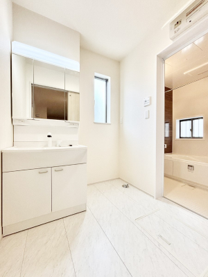 ���ʑ�E���ʏ��@���[�͂Ƌ@�\���ɗD�ꂽ���ʉ��ϑ�