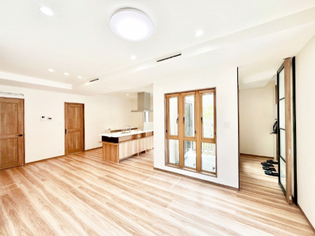 rO@i`eCXg̗D_炩Fg̃t[OfGȃrOłˁB