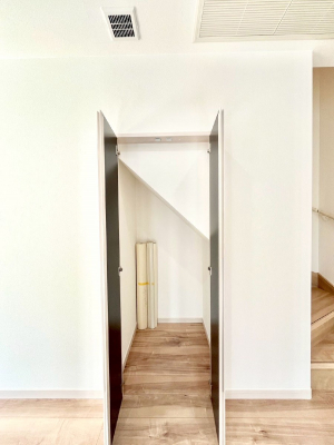 ̑ρ@pĩXgbN␅Ȃǂ̔~ɎgKi[B