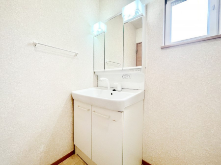 ʑEʏ@[͂Ƌ@\ɗDꂽʉϑ    