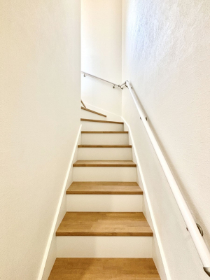 ̑@Ki͎肷tȂ̂ŏȂq܂₲̕Sł  